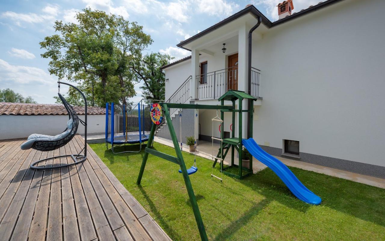 House Smoky With Private Pool And Jacuzzi Villa Pazin Exterior foto